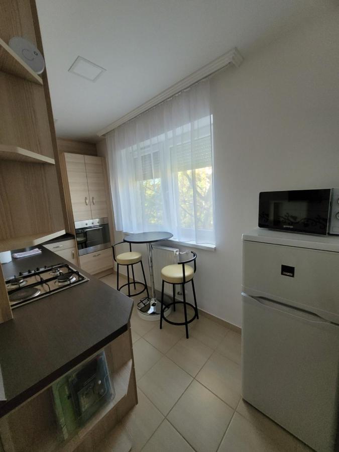 Matrix Apartman Бекешчаба Екстер'єр фото