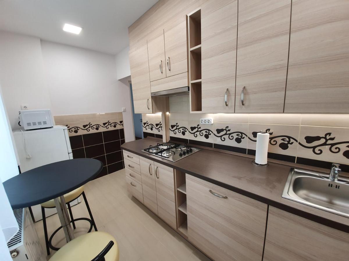 Matrix Apartman Бекешчаба Екстер'єр фото